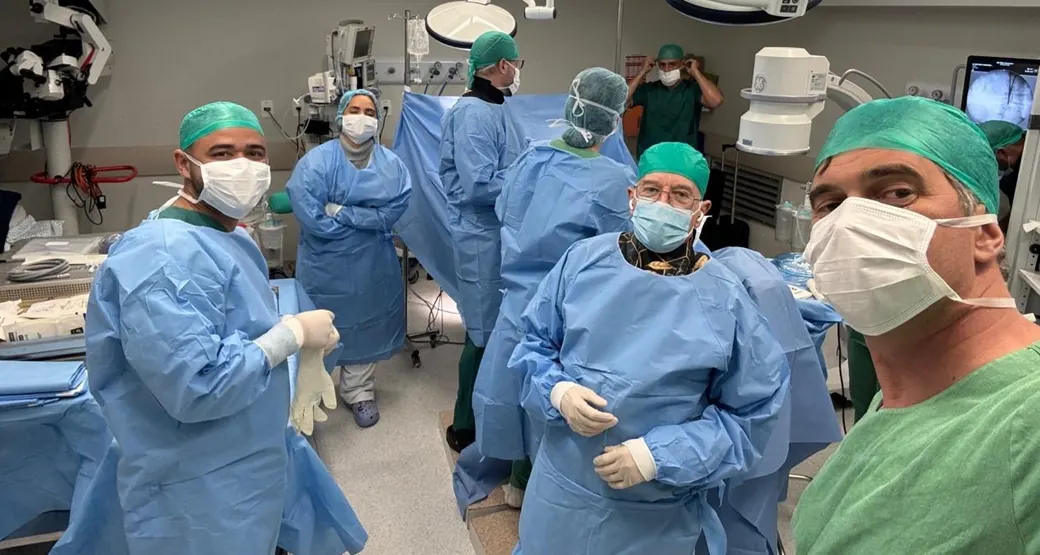 A estenose lombar pode ser tratada com cirurgia endoscópica?
