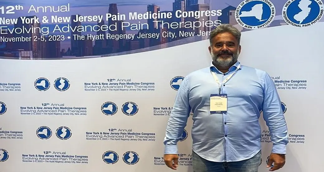 Responsável técnico pela Clínica da Dor Orto Center presente no décimo segundo Congresso Anual de Medicina da Dor em Nova York e Nova Jersey